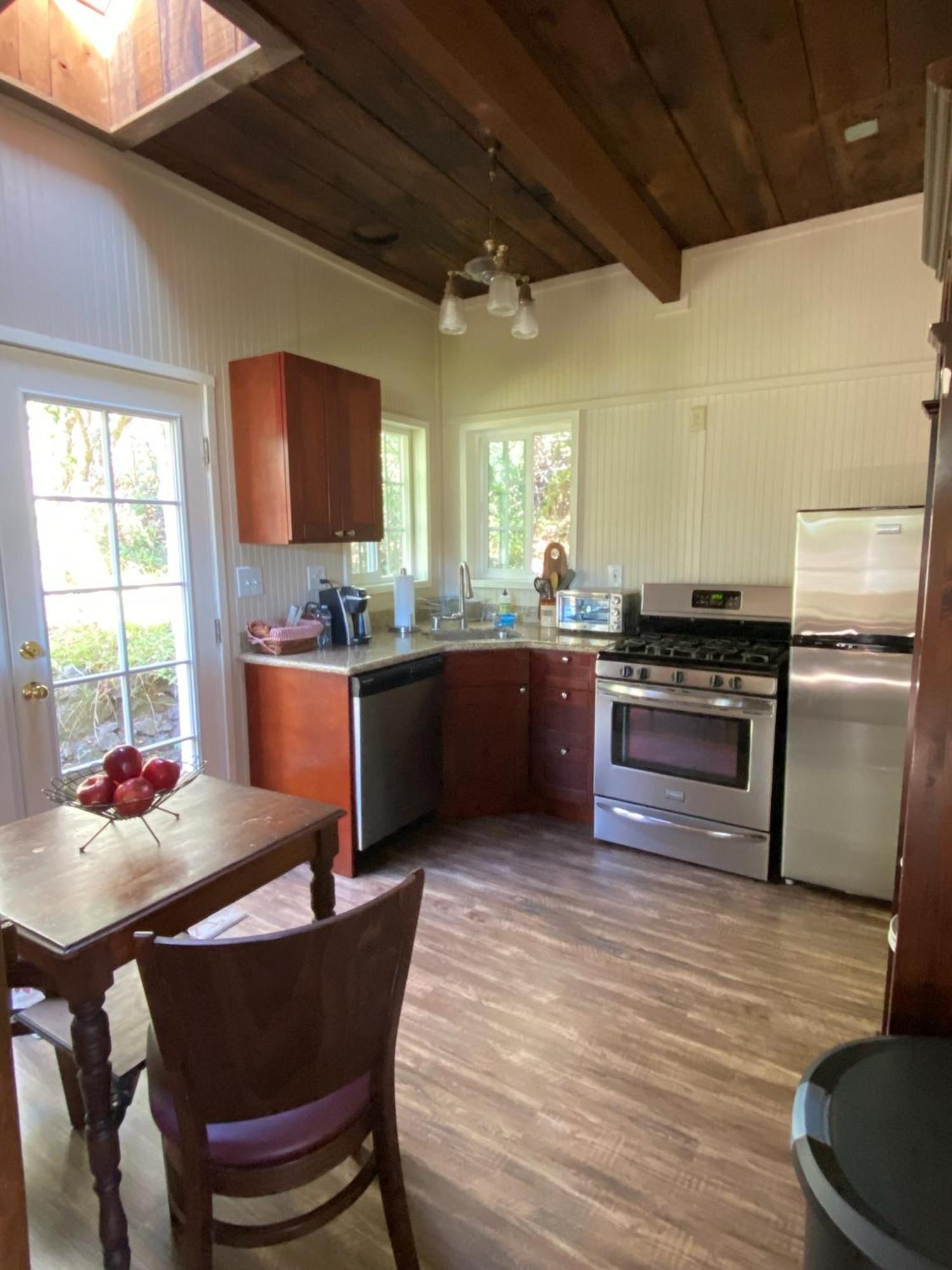 Jenner Inn Habitación foto